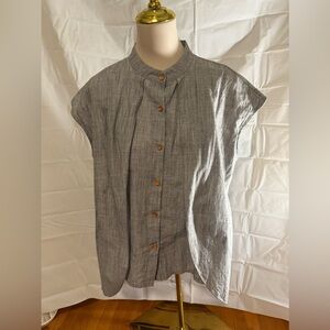 SHEIN Gray Button-Up Blouse